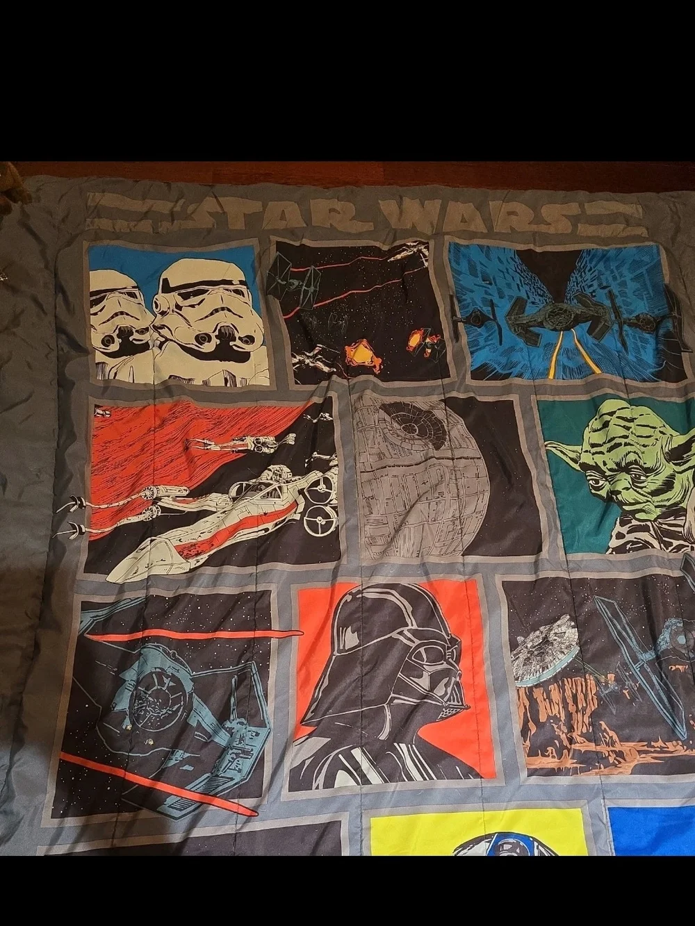 Vintage 70's- 80's Star Wars Gray Comforter with Multi-Color Character Panels